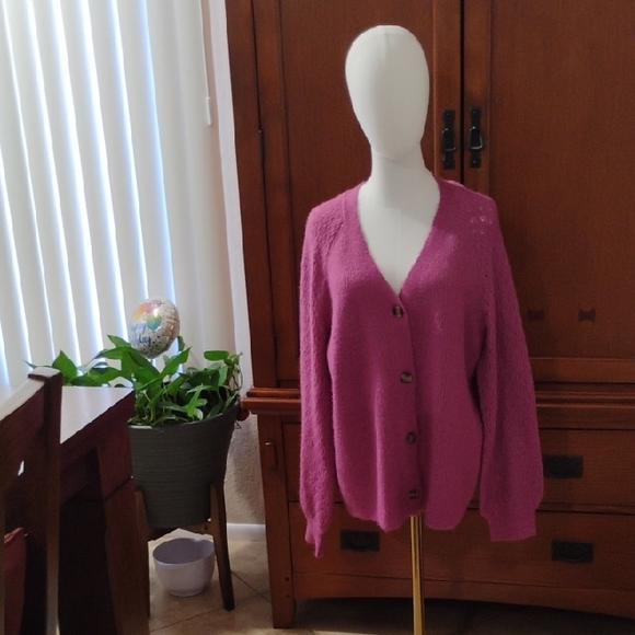 Les Serein Fuchsia Cardigan Sweater - Picture 1 of 10